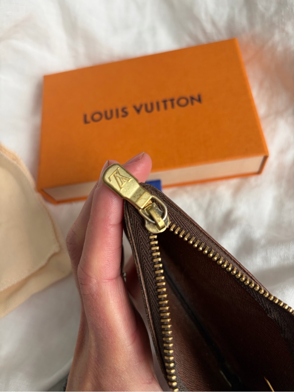 Louis Vuitton Key Pouch - Picture 6 of 12